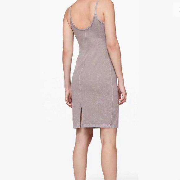 Lululemon Built in Bra Inner Glow Dress Sz 4 - Picture 3 of 9